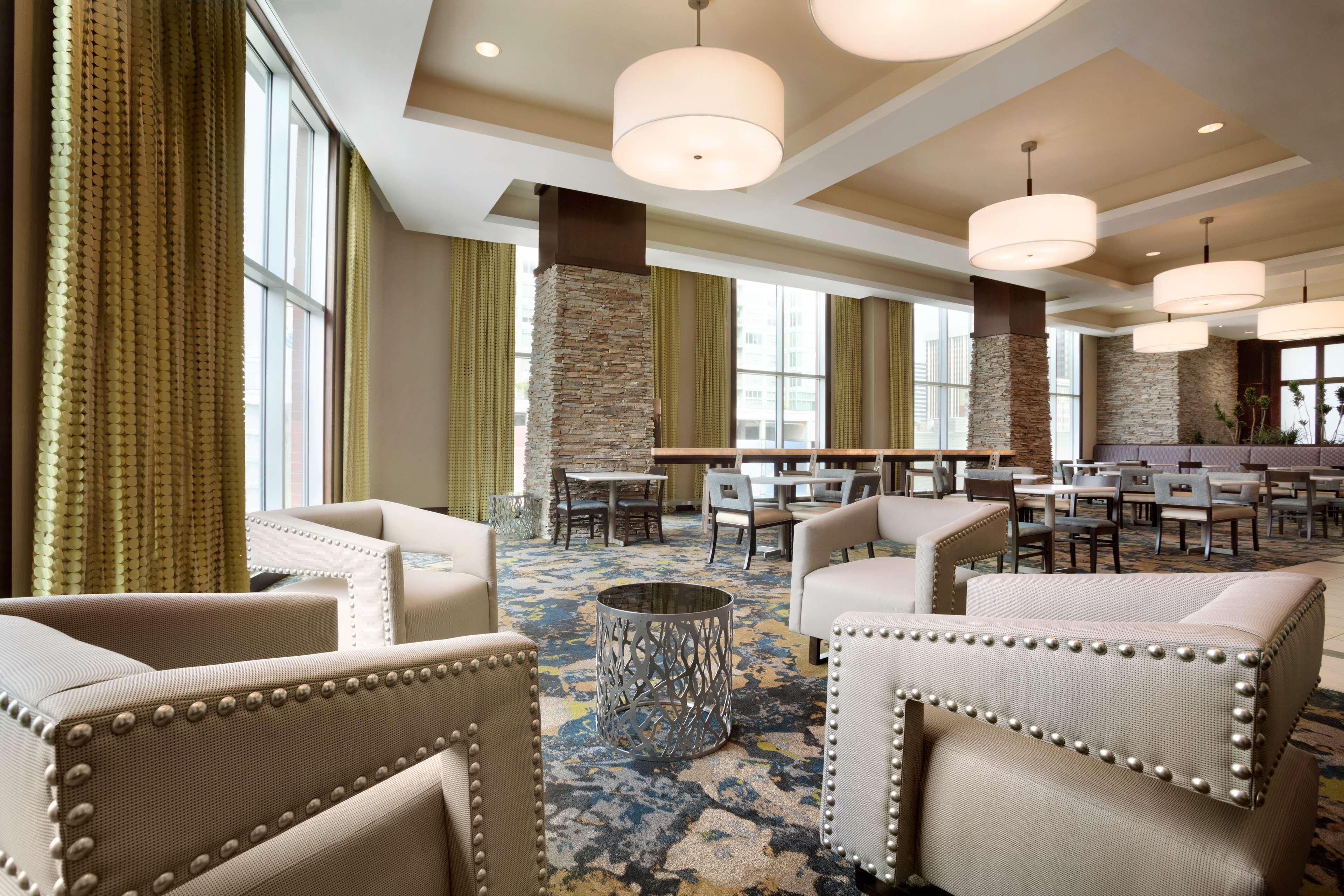 Embassy Suites By Hilton Denver Downtown Convention Center Bagian luar foto