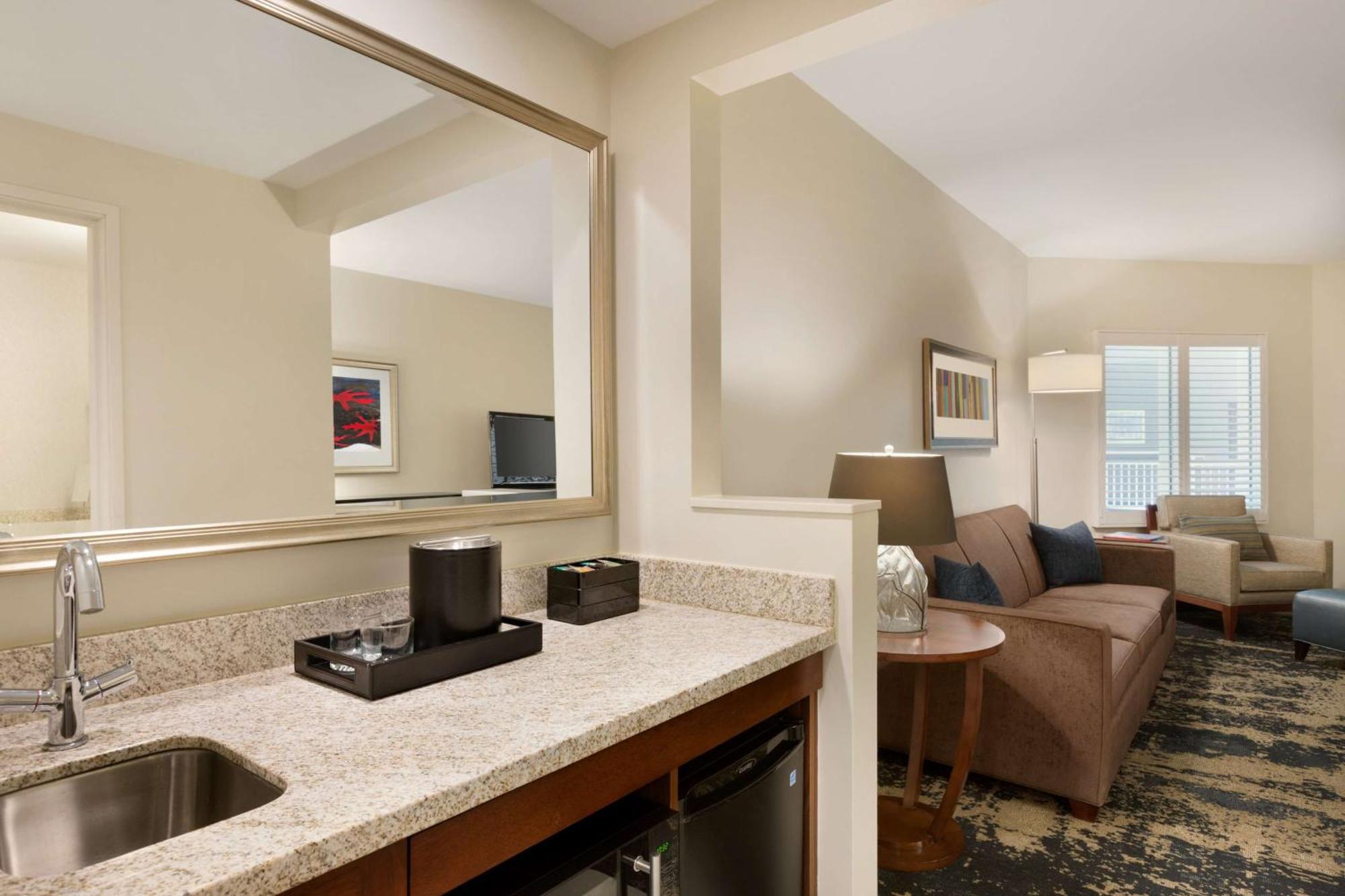 Embassy Suites By Hilton Denver Downtown Convention Center Bagian luar foto