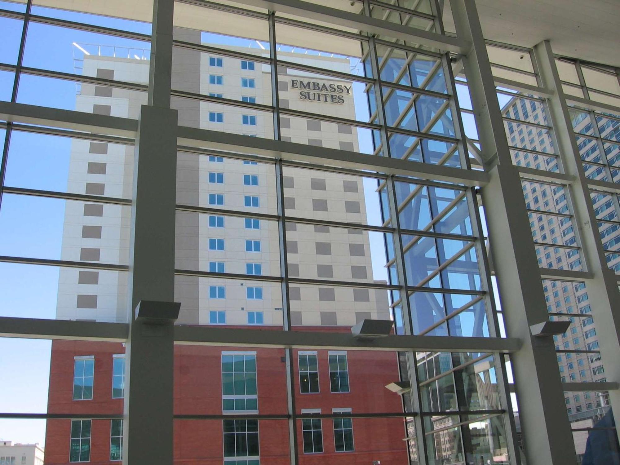 Embassy Suites By Hilton Denver Downtown Convention Center Bagian luar foto